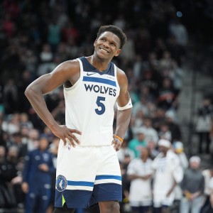 LoL Worlds 直播-美媒盘点已无缘赛季评奖的球星：华子坎宁安新加入 詹库小里在列